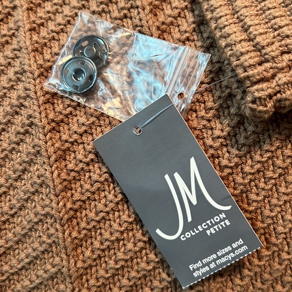 JM Collection Petite - Picture 5 of 6